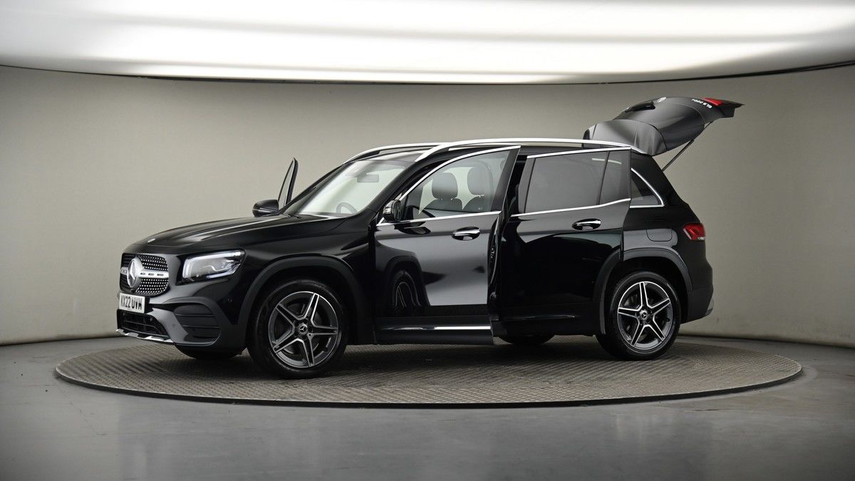 More views of Mercedes-Benz GLB