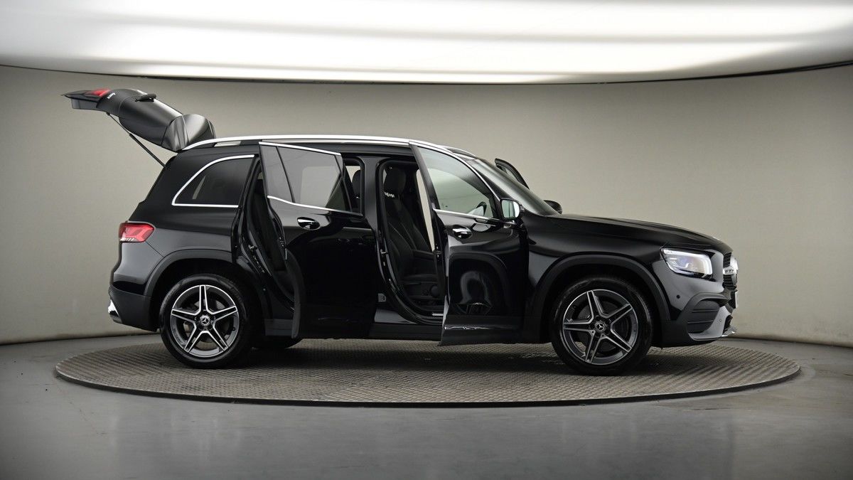 More views of Mercedes-Benz GLB