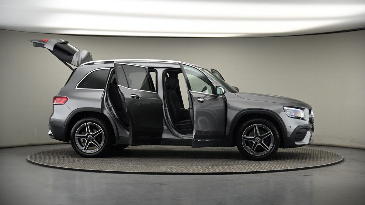More views of Mercedes-Benz GLB