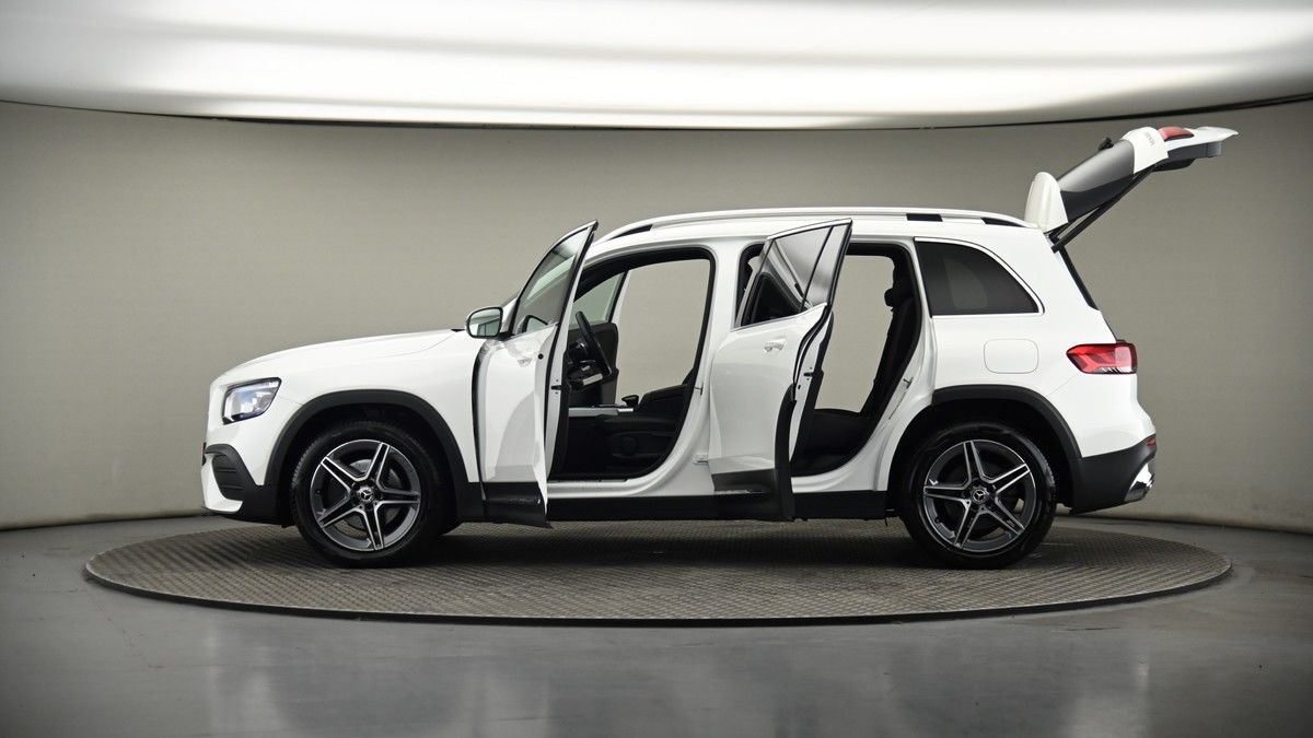 More views of Mercedes-Benz GLB