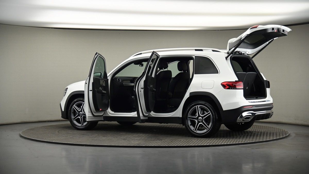 More views of Mercedes-Benz GLB