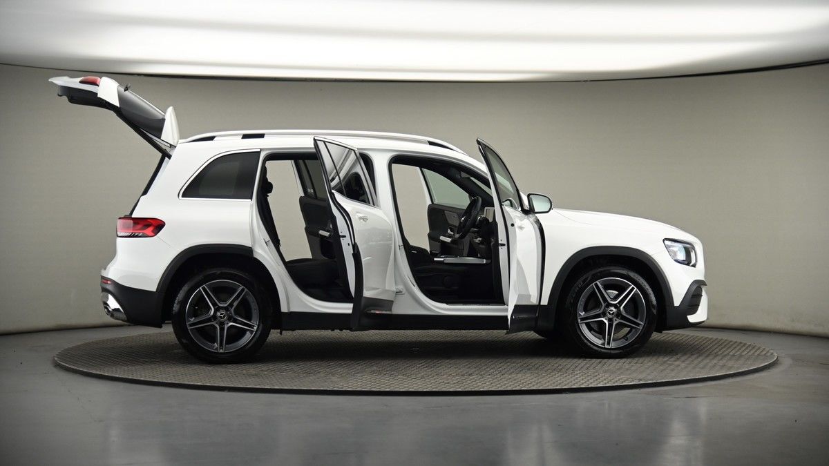 More views of Mercedes-Benz GLB