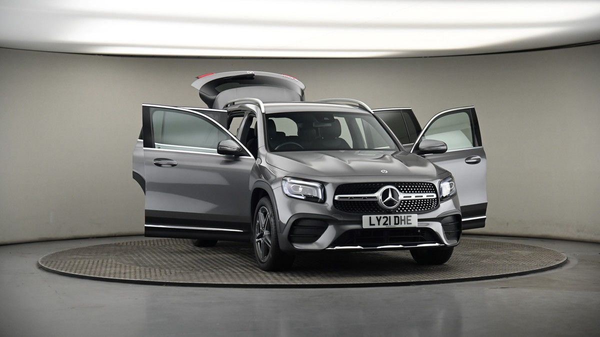 More views of Mercedes-Benz GLB