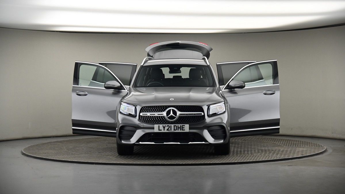 More views of Mercedes-Benz GLB