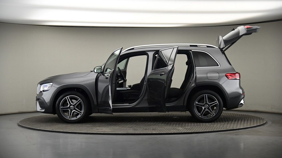 More views of Mercedes-Benz GLB