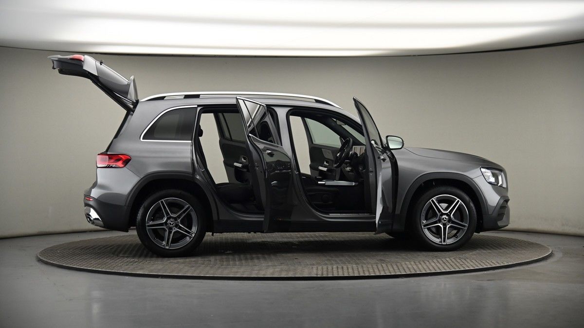More views of Mercedes-Benz GLB