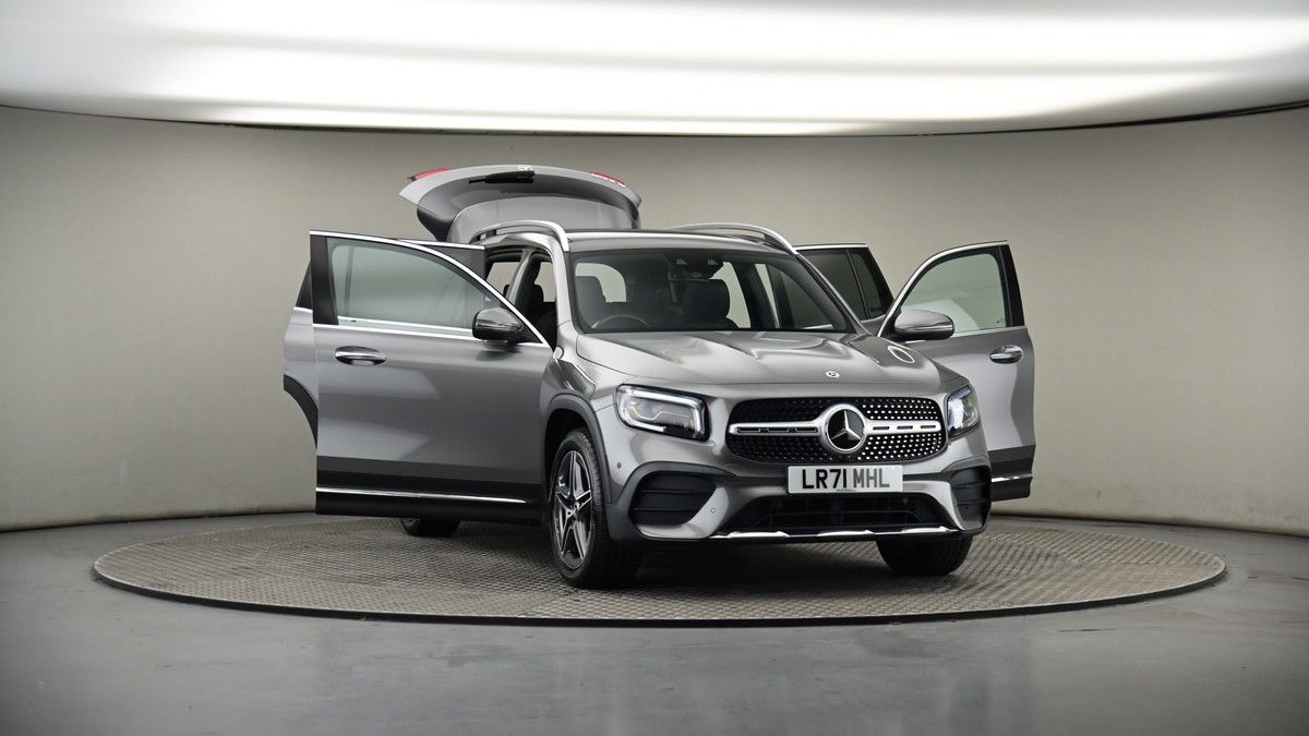 More views of Mercedes-Benz GLB