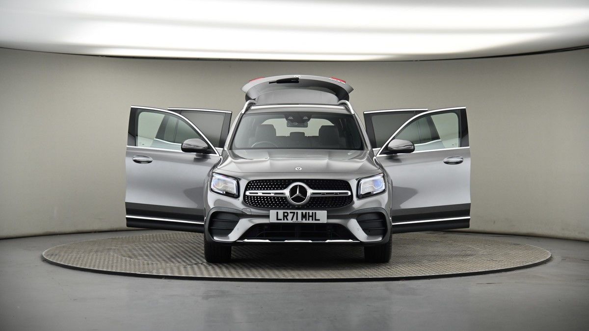 More views of Mercedes-Benz GLB