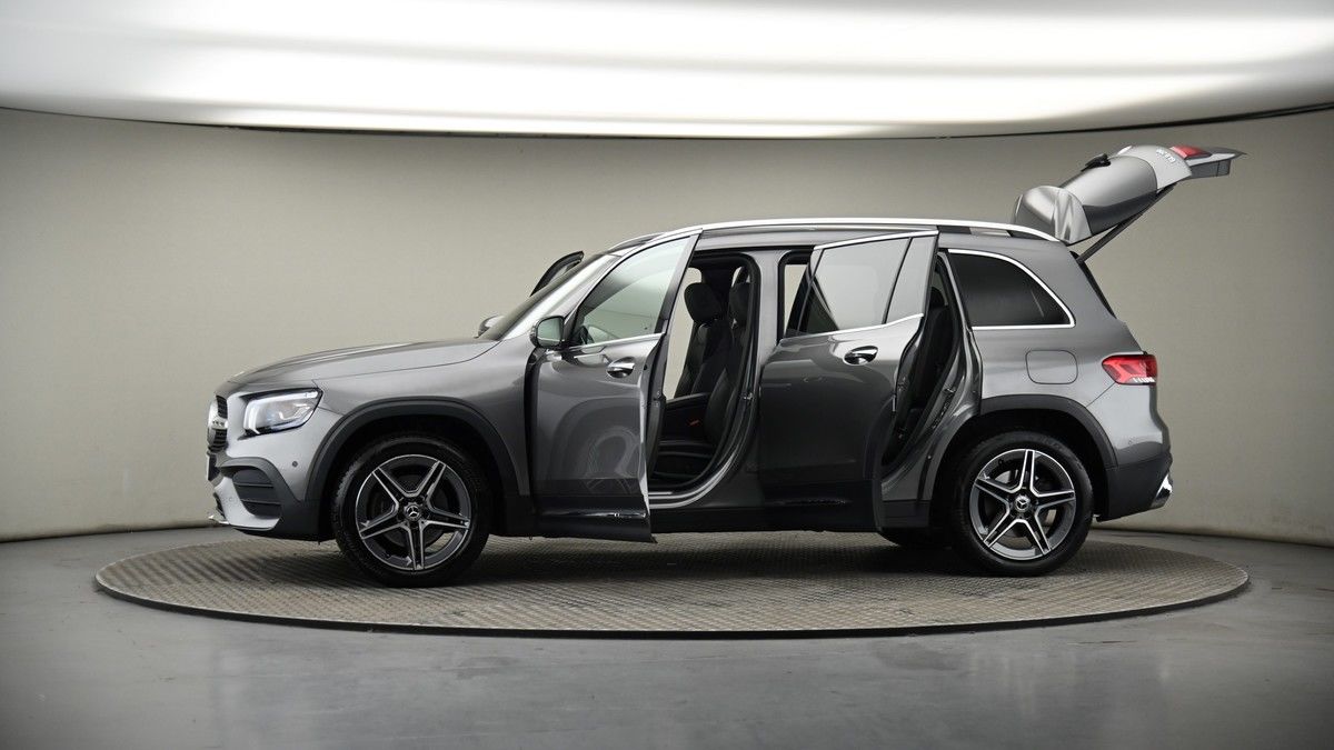 More views of Mercedes-Benz GLB
