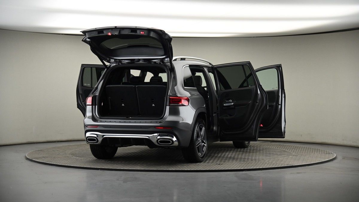 More views of Mercedes-Benz GLB