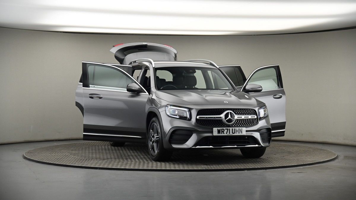 More views of Mercedes-Benz GLB