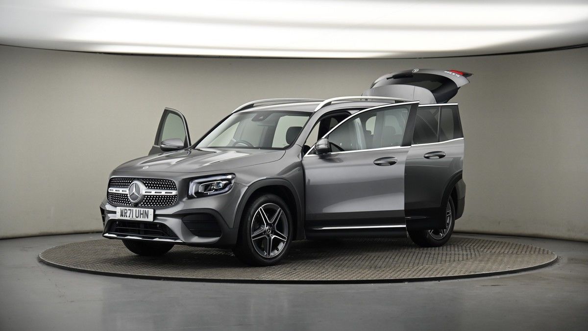 More views of Mercedes-Benz GLB
