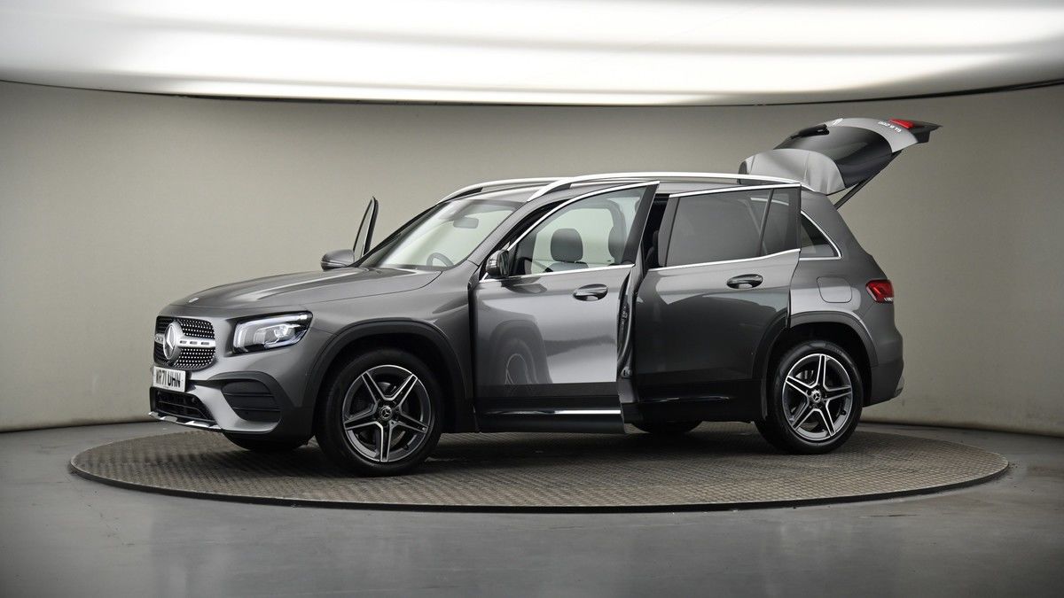 More views of Mercedes-Benz GLB
