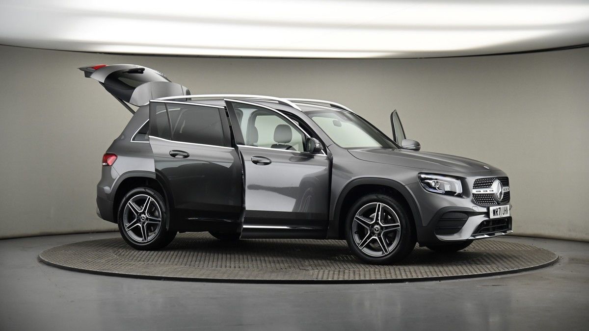 More views of Mercedes-Benz GLB