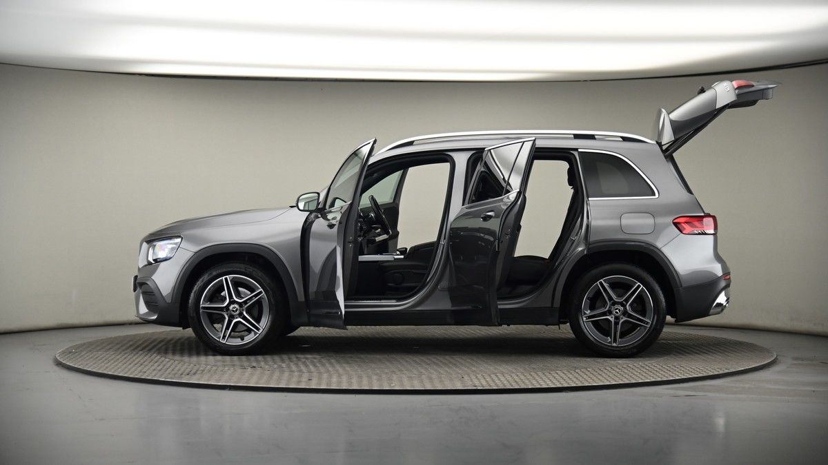 More views of Mercedes-Benz GLB