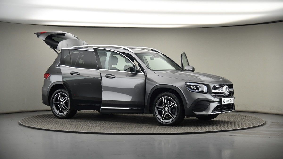 More views of Mercedes-Benz GLB
