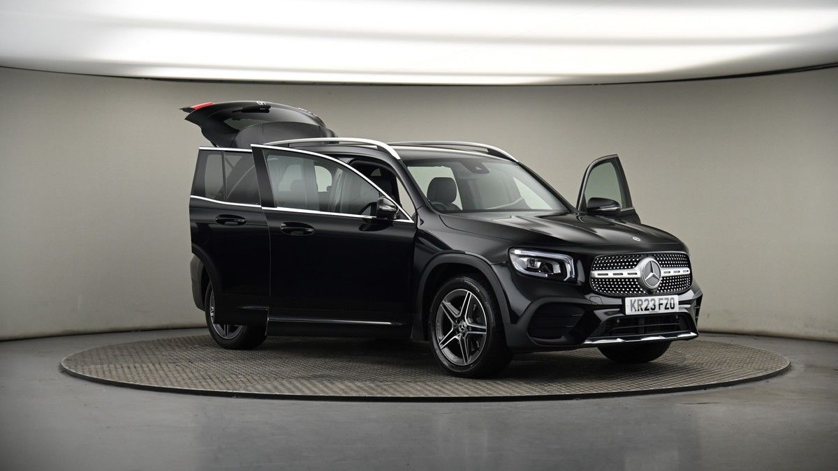 More views of Mercedes-Benz GLB