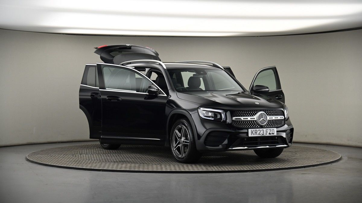 More views of Mercedes-Benz GLB