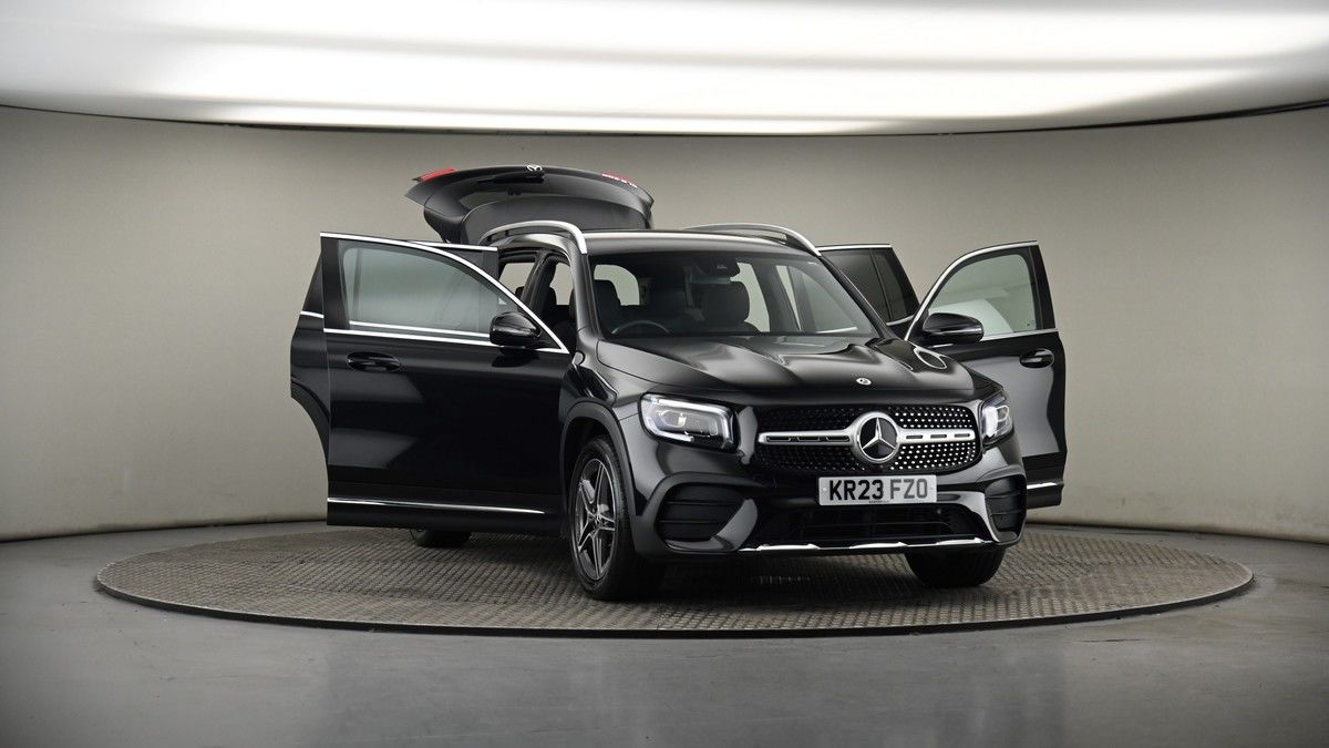 More views of Mercedes-Benz GLB