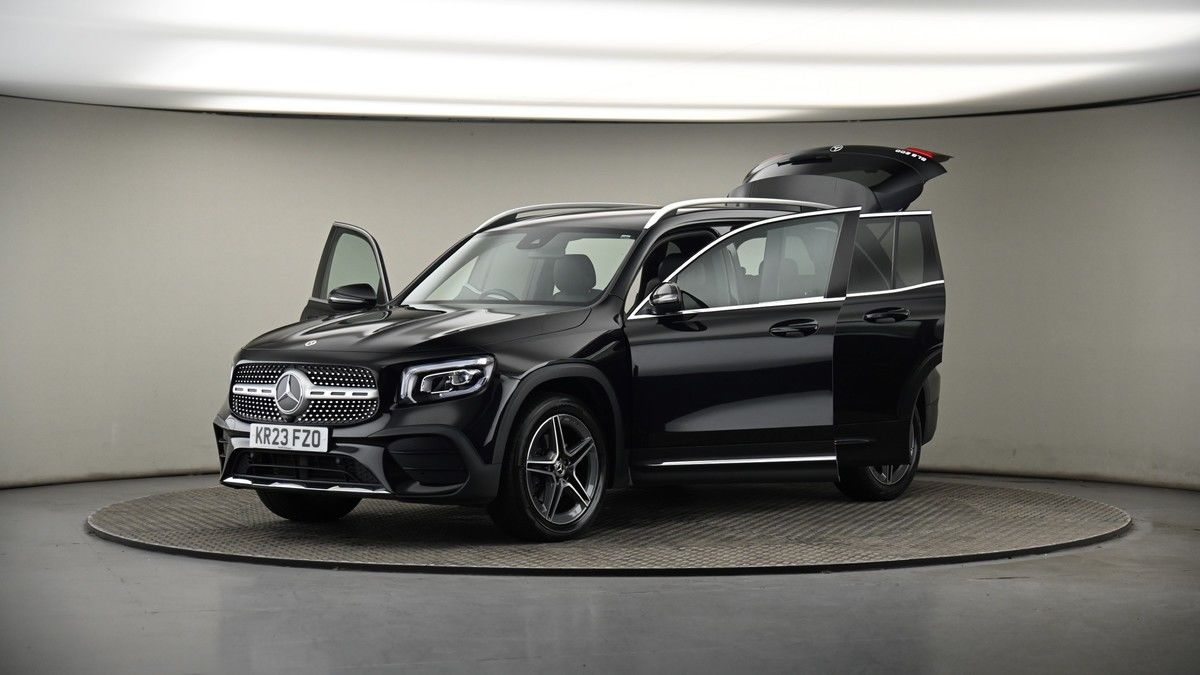 More views of Mercedes-Benz GLB