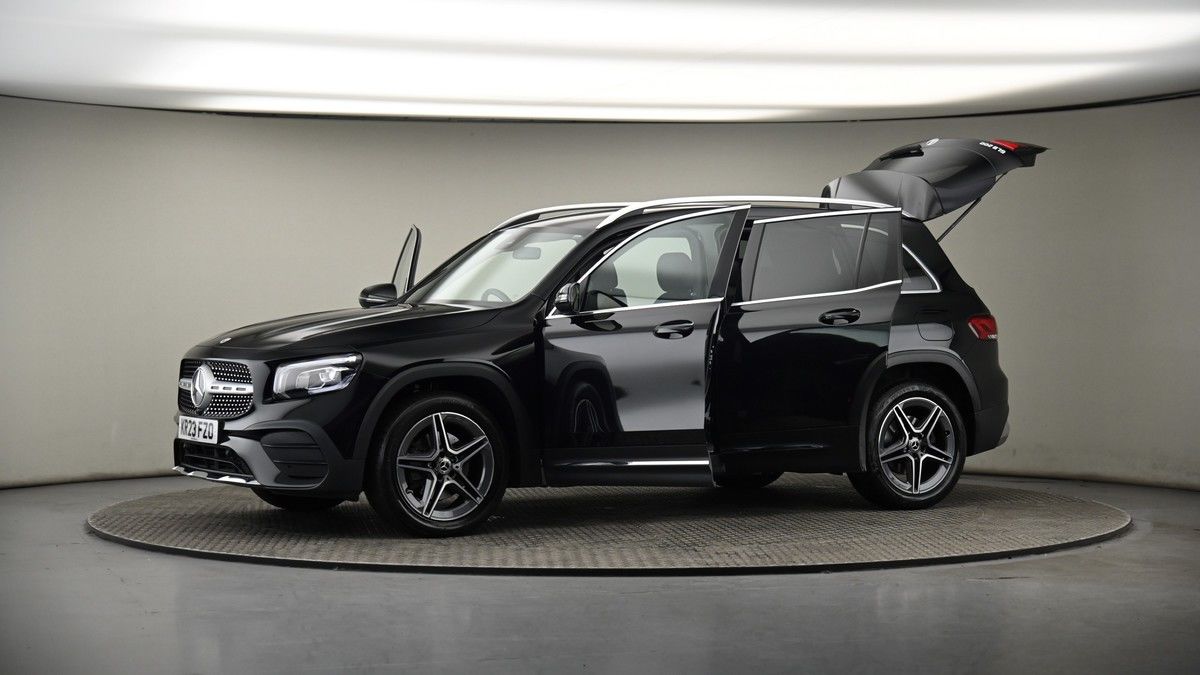 More views of Mercedes-Benz GLB