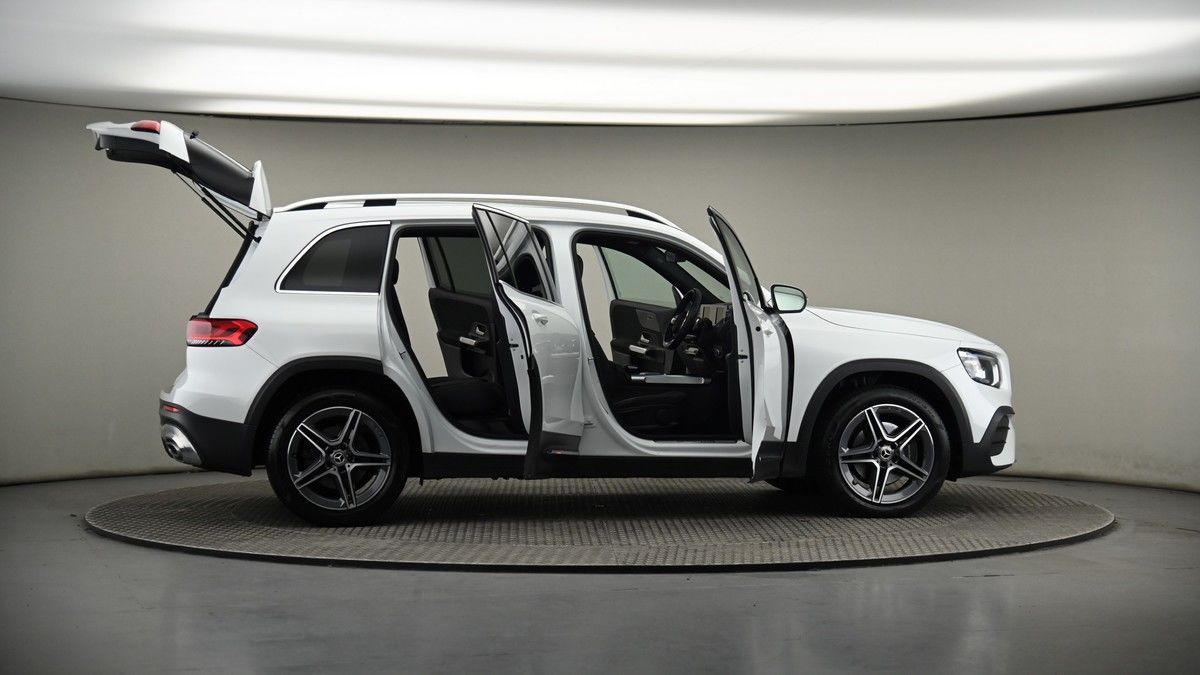 More views of Mercedes-Benz GLB