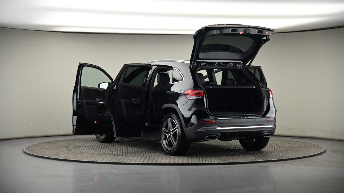 Mercedes-Benz GLA Image 7