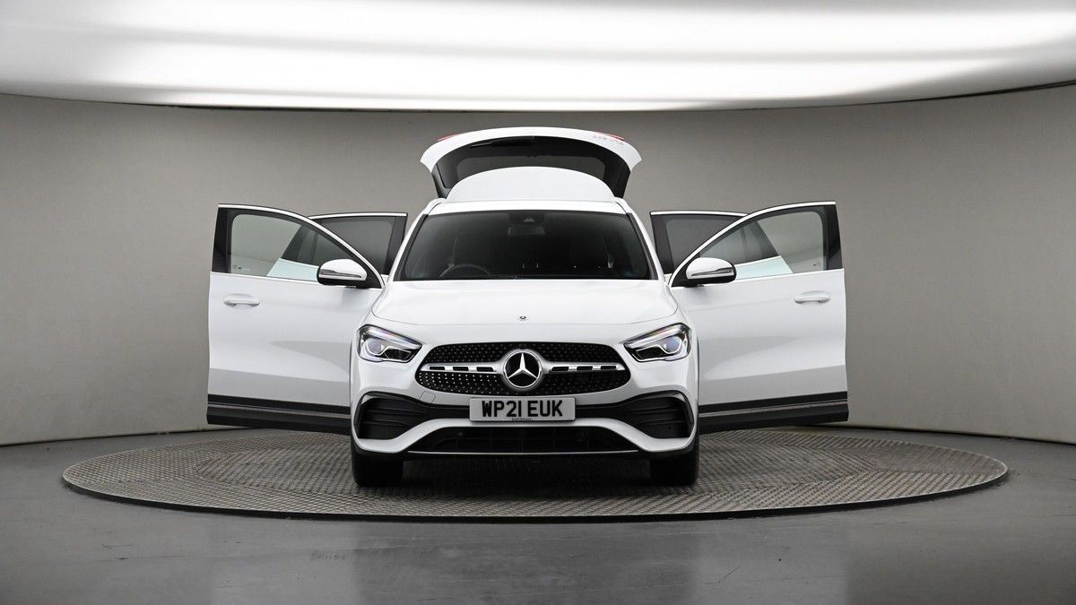 More views of Mercedes-Benz GLA