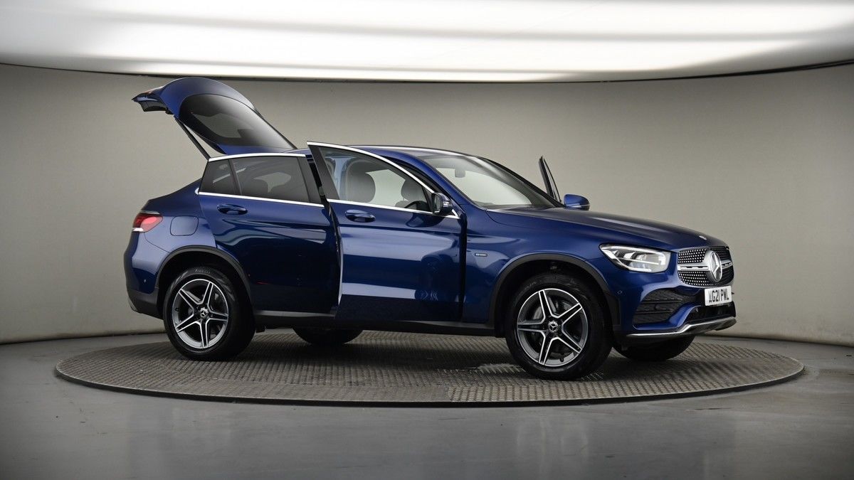 More views of Mercedes-Benz GLC