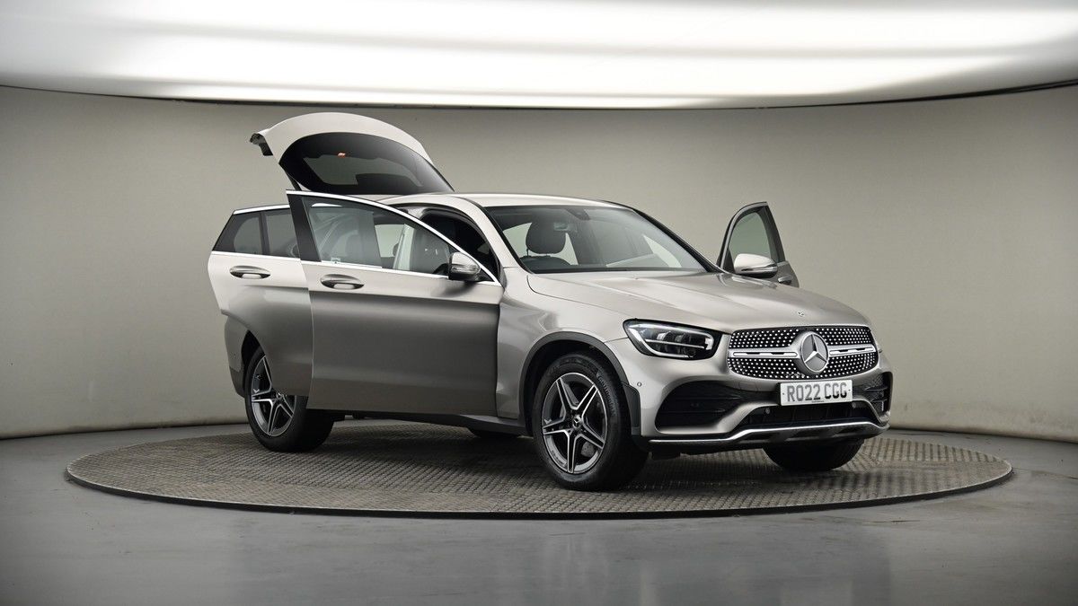 More views of Mercedes-Benz GLC