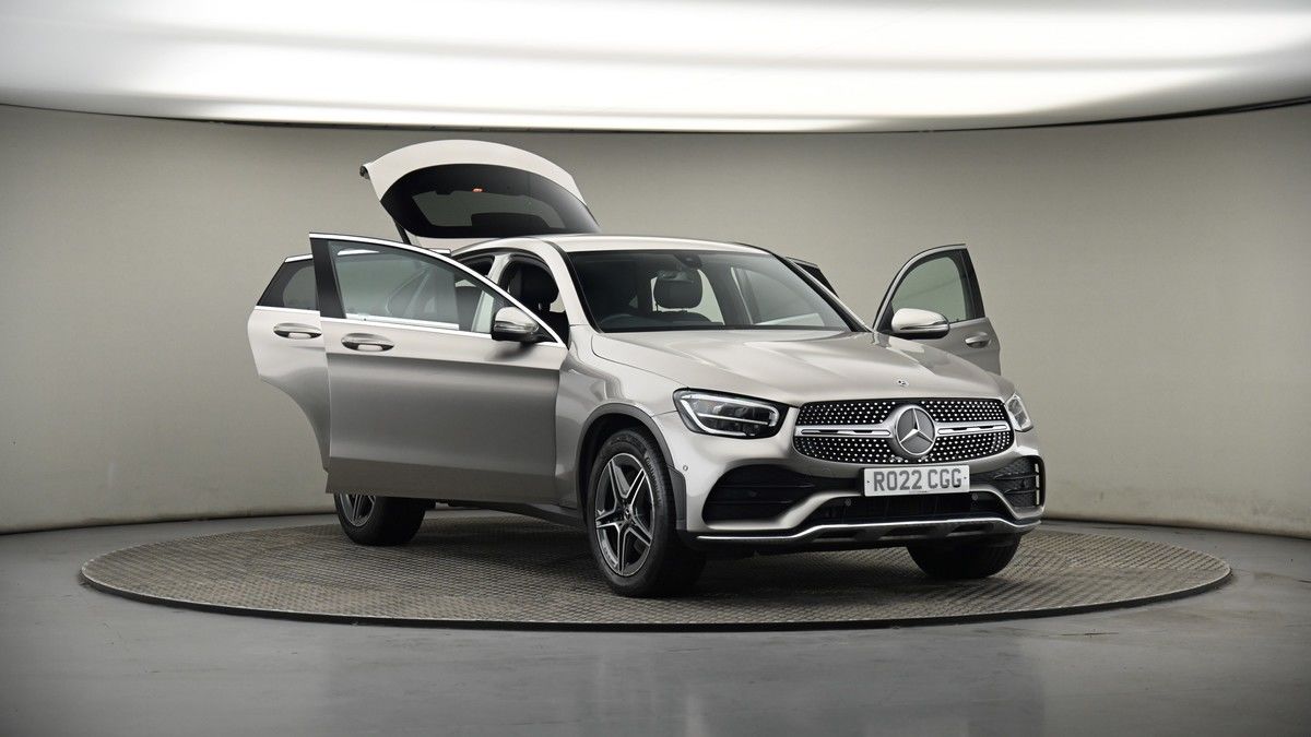 More views of Mercedes-Benz GLC