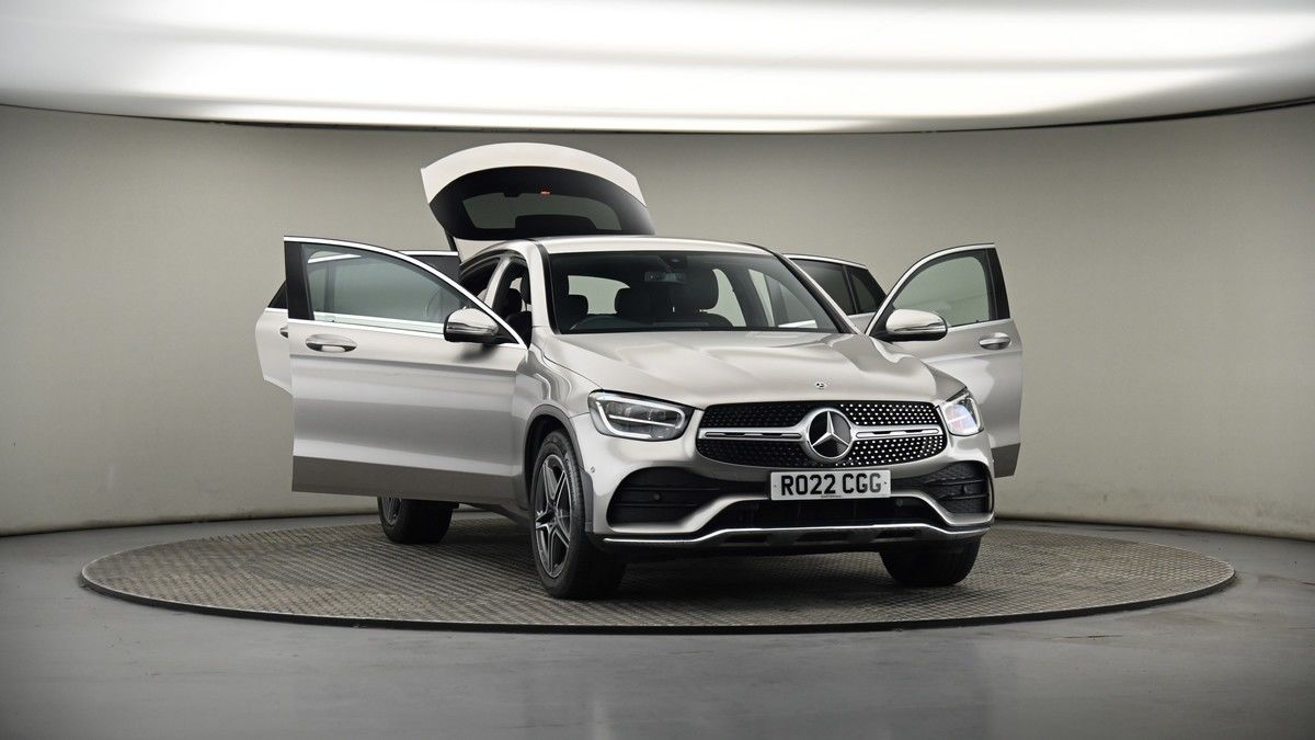 More views of Mercedes-Benz GLC