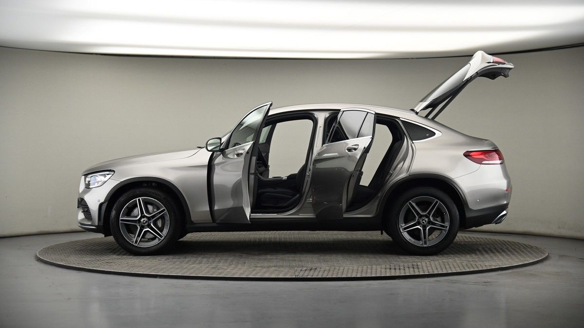 More views of Mercedes-Benz GLC