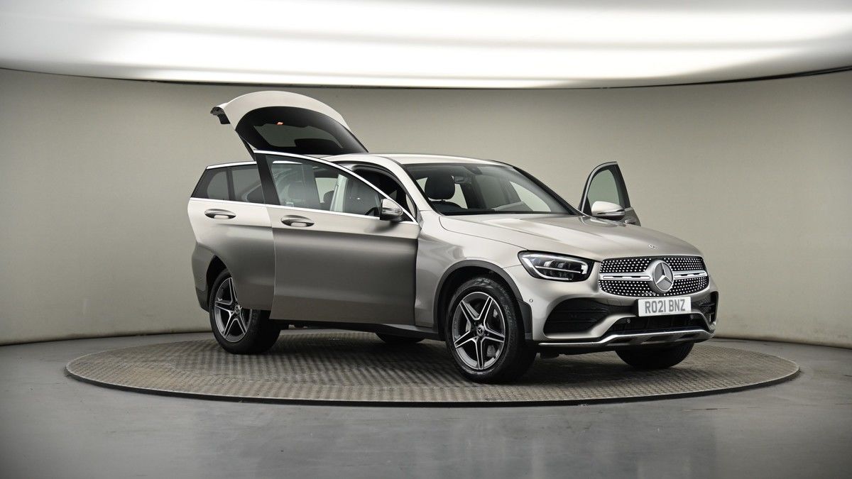 More views of Mercedes-Benz GLC