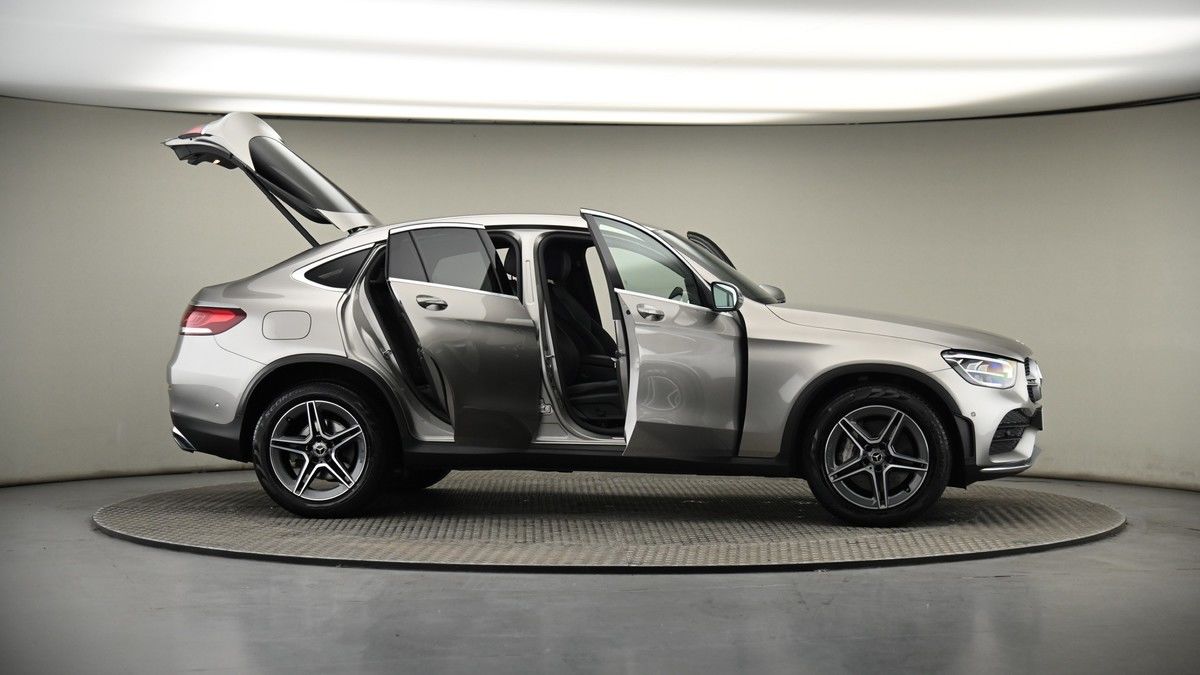 More views of Mercedes-Benz GLC