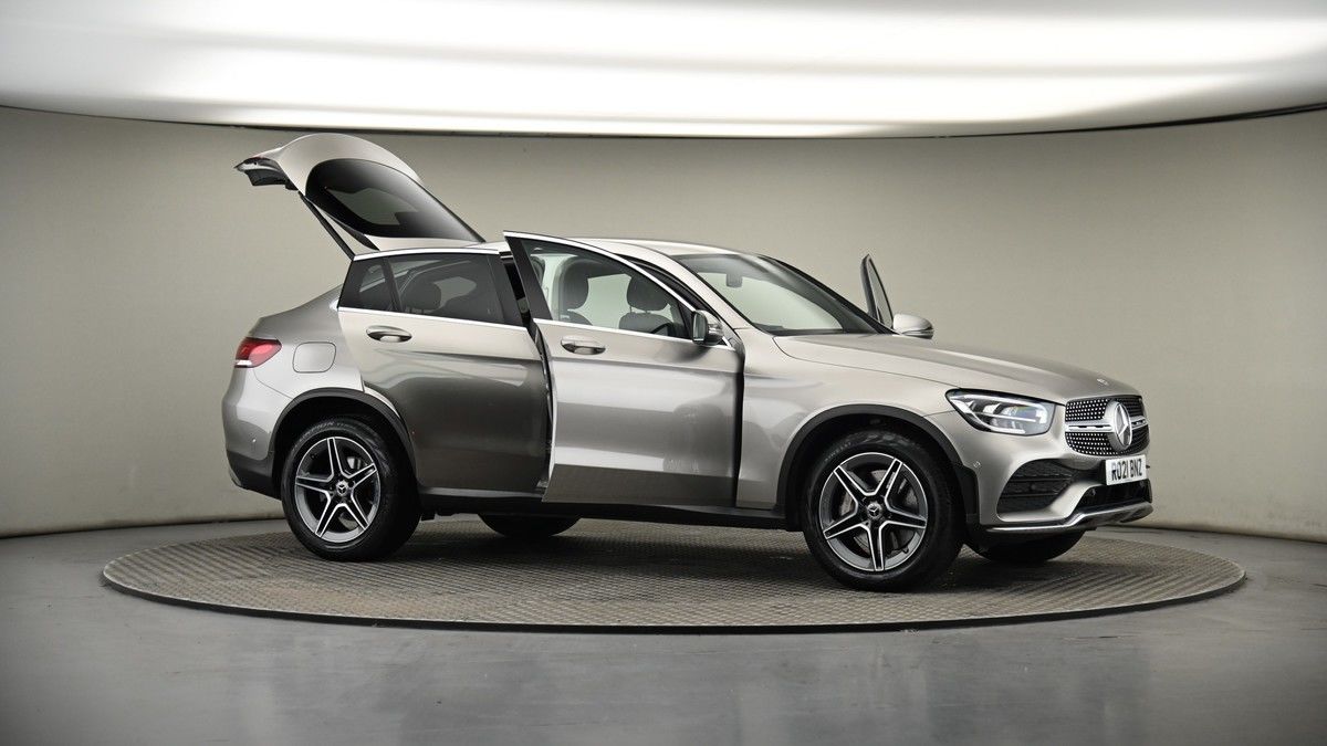 More views of Mercedes-Benz GLC