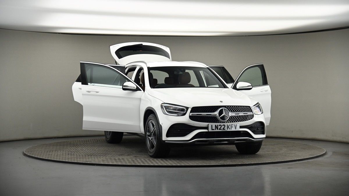 More views of Mercedes-Benz GLC