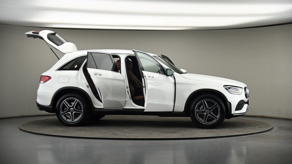 More views of Mercedes-Benz GLC