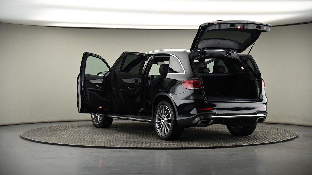 Mercedes-Benz GLC Image 8