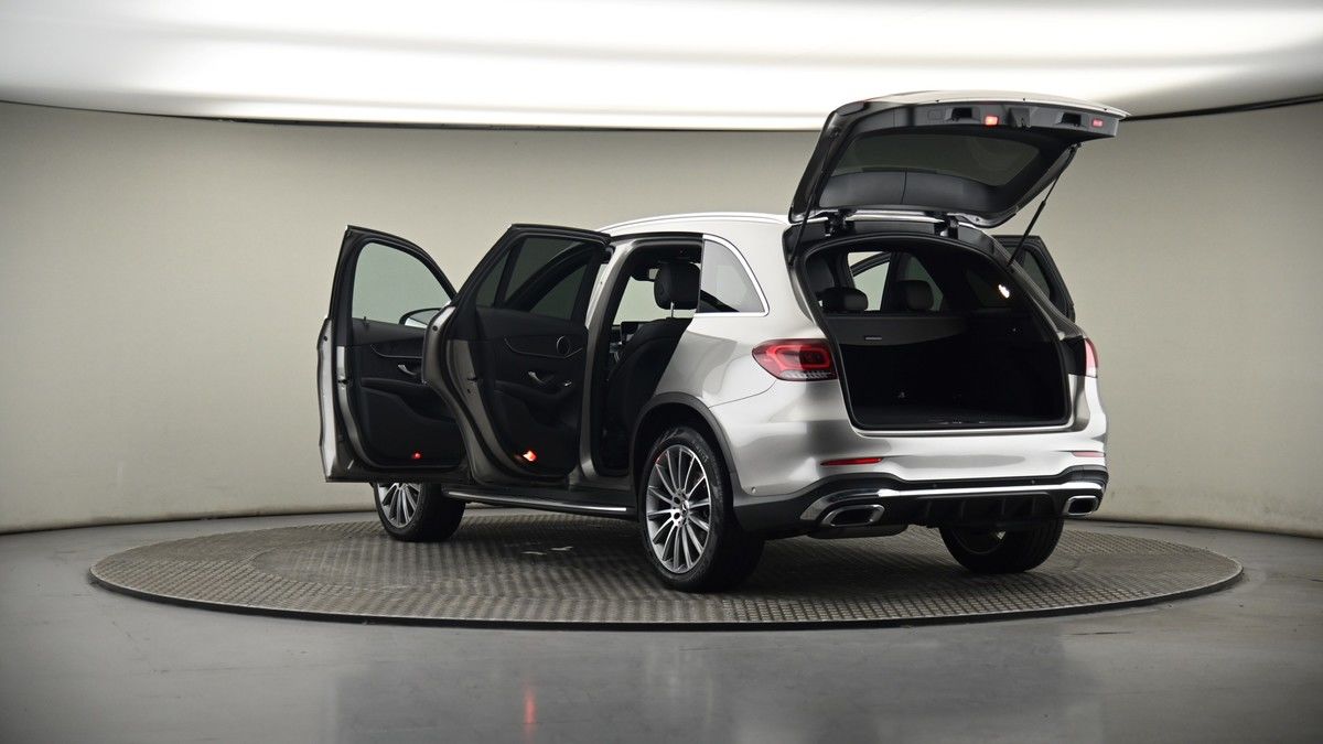 Mercedes-Benz GLC Image 8