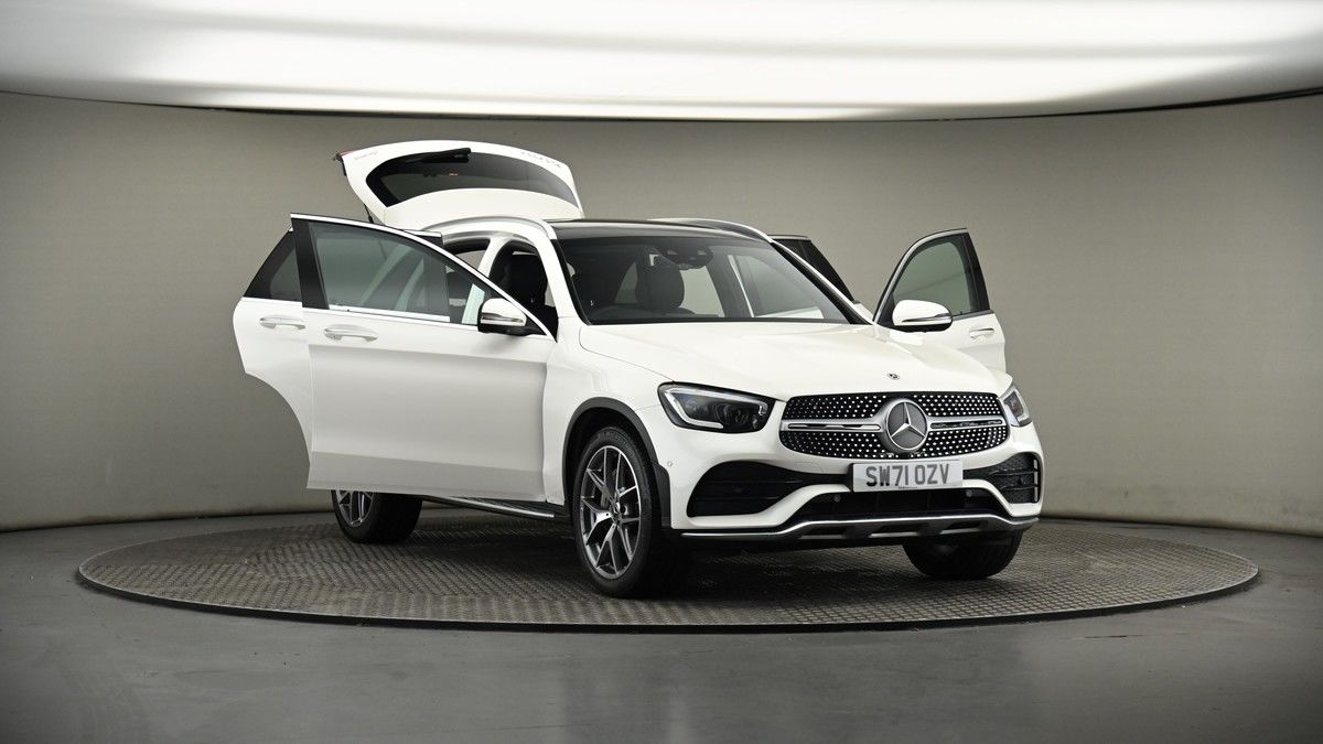 More views of Mercedes-Benz GLC