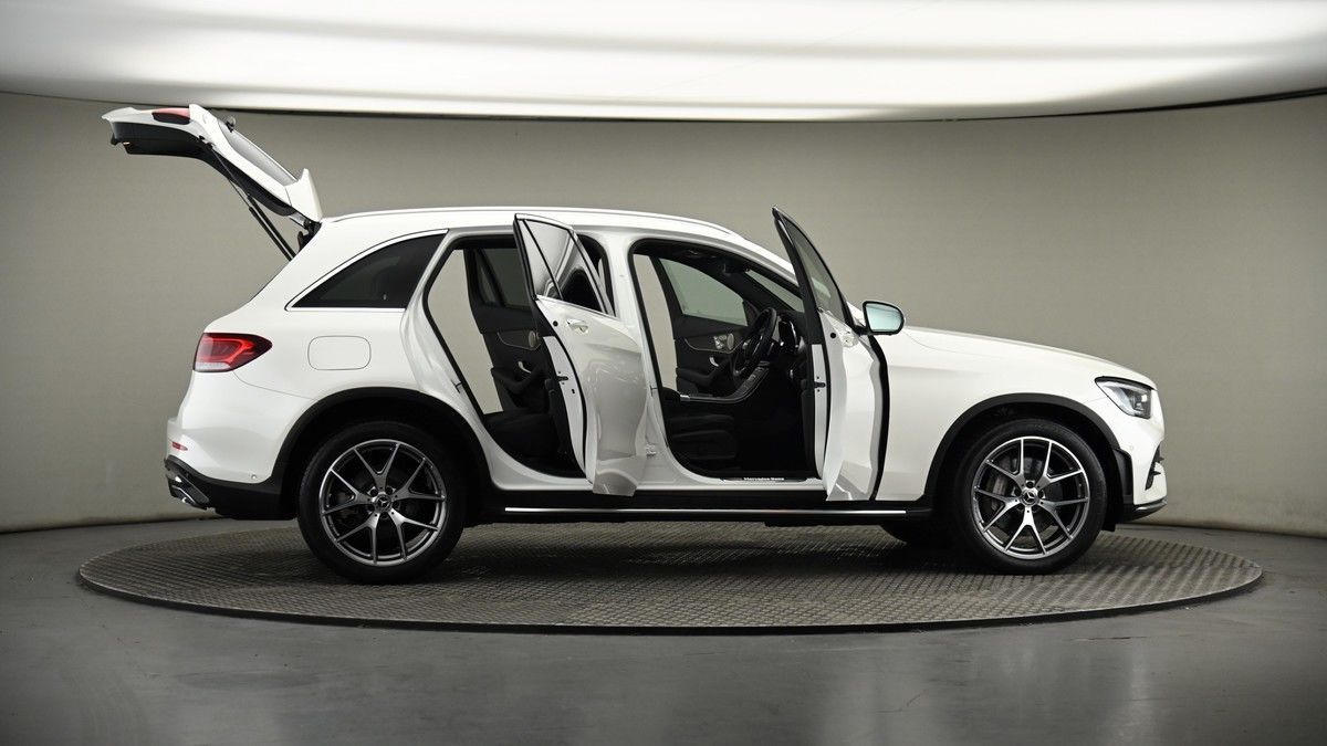More views of Mercedes-Benz GLC