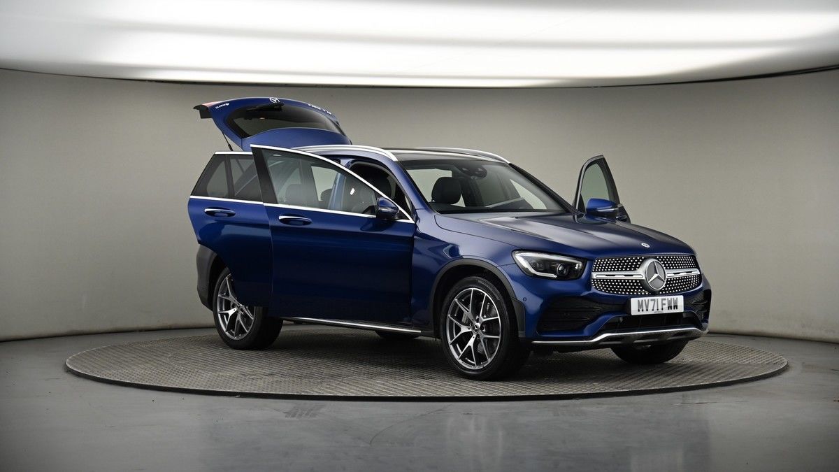 More views of Mercedes-Benz GLC