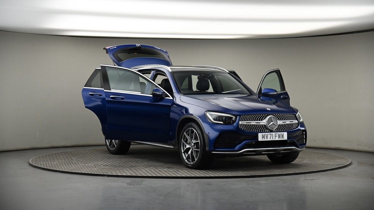More views of Mercedes-Benz GLC