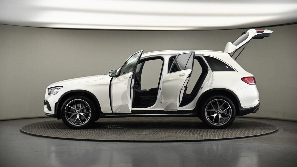 More views of Mercedes-Benz GLC