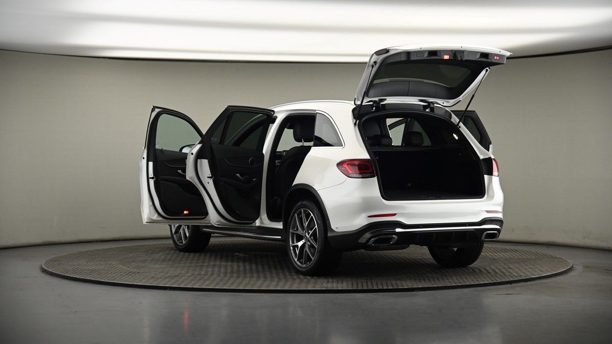 Mercedes-Benz GLC Image 8