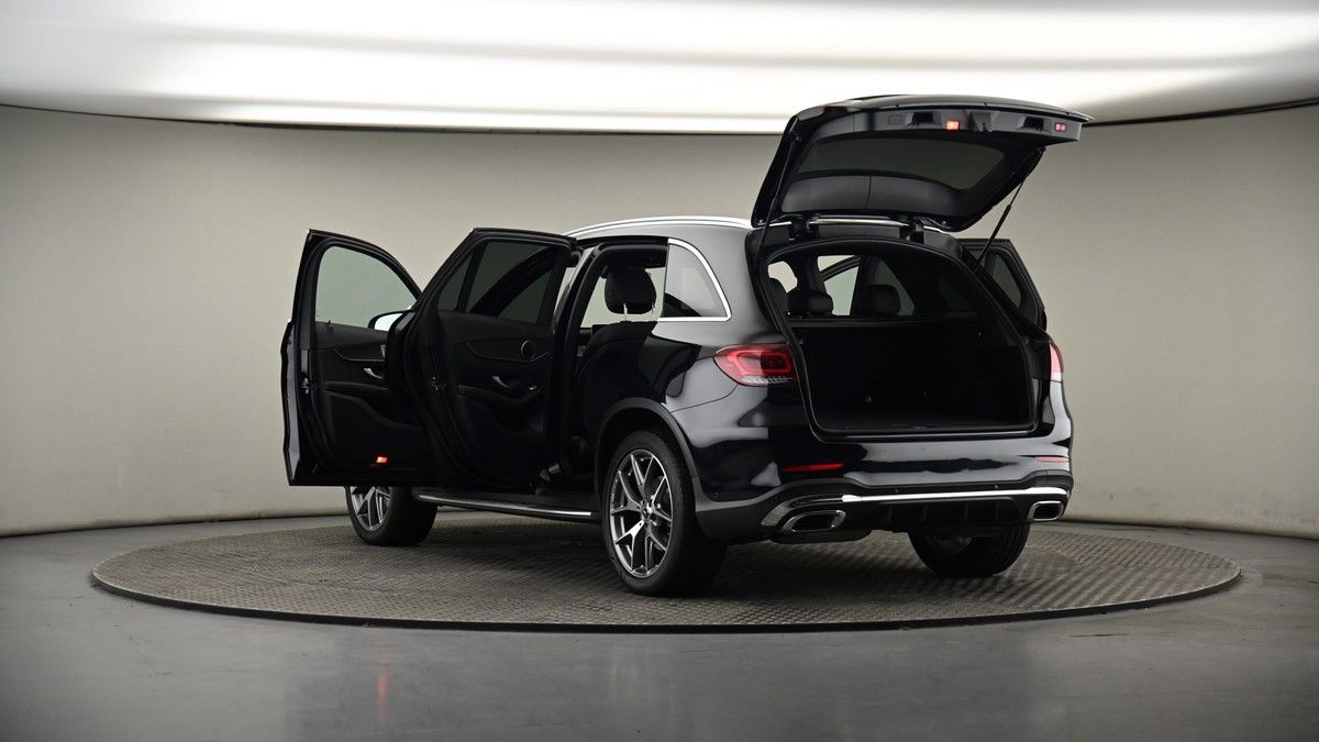 Mercedes-Benz GLC Image 8