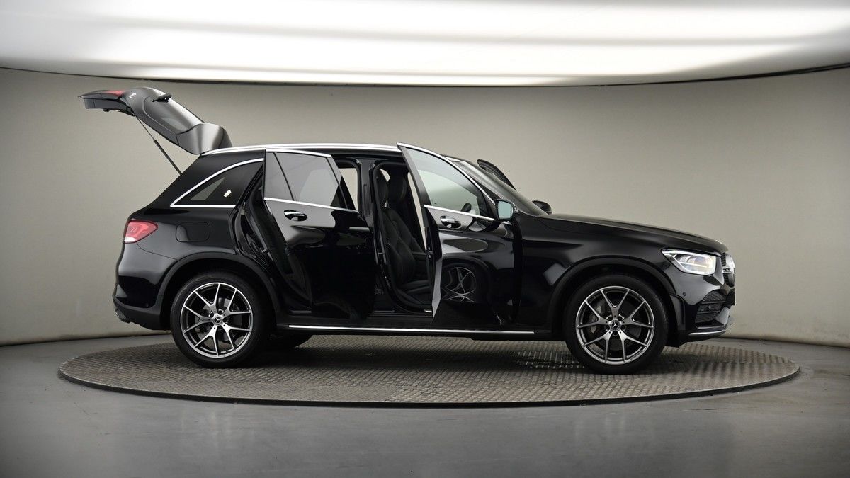 More views of Mercedes-Benz GLC
