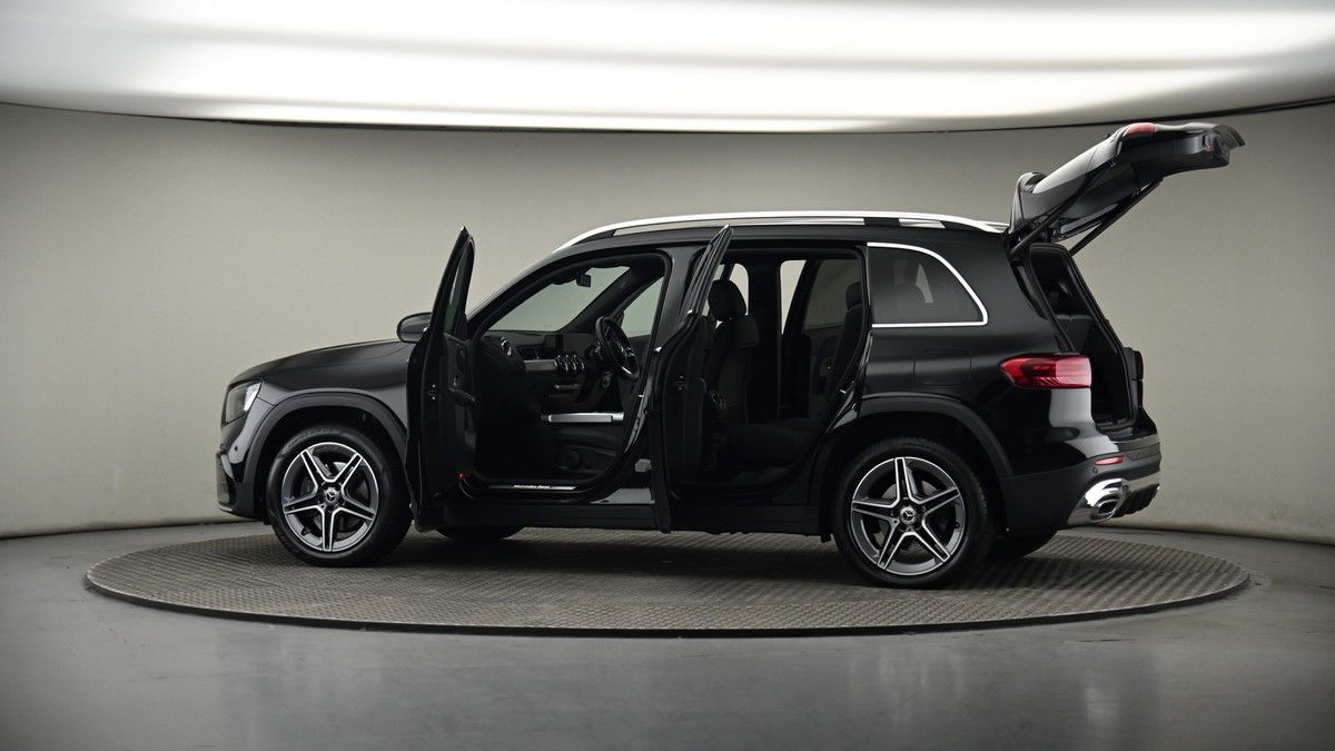 More views of Mercedes-Benz GLB