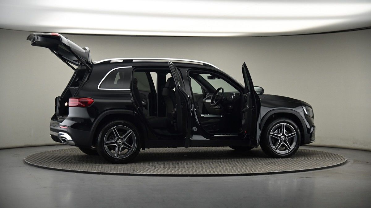 More views of Mercedes-Benz GLB